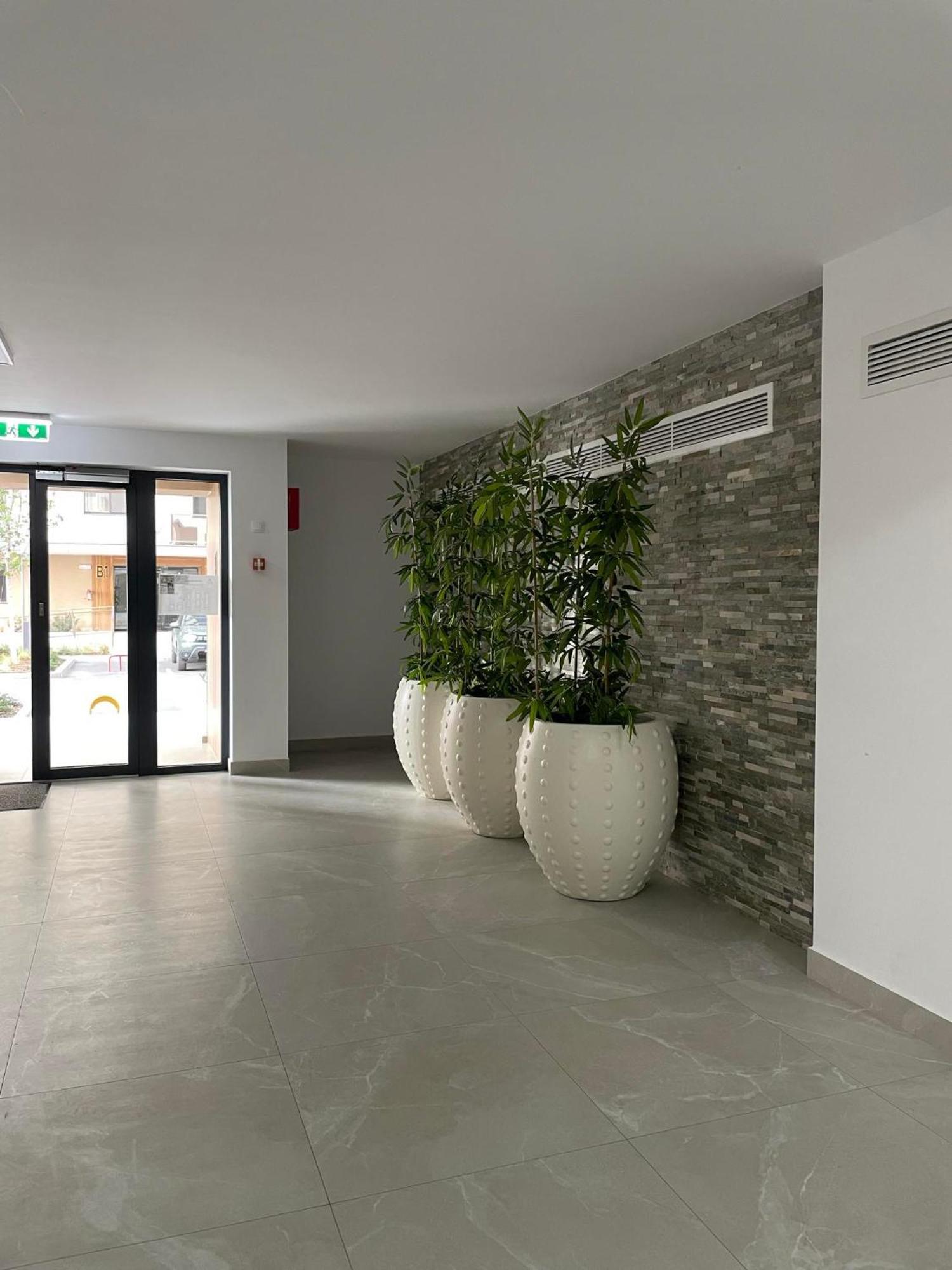Metropolis Elegance Apartment Bucharest Exterior photo